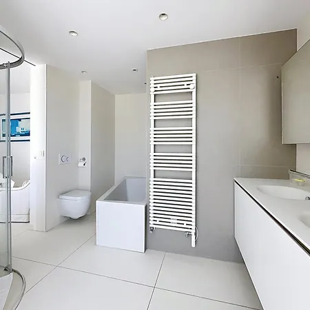 Penthouse 2-bedroom With 360º Views And Parking * Cannes